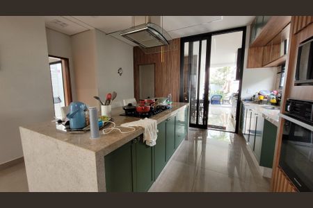 Casa de condomínio para alugar com 224m², 2 quartos e 4 vagasCozinha