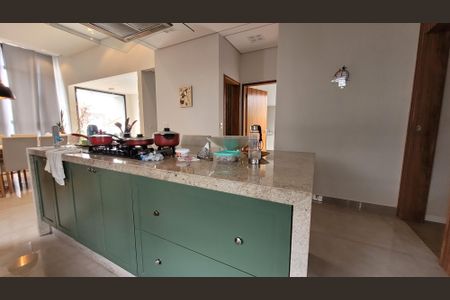 Casa de condomínio para alugar com 224m², 2 quartos e 4 vagasCozinha