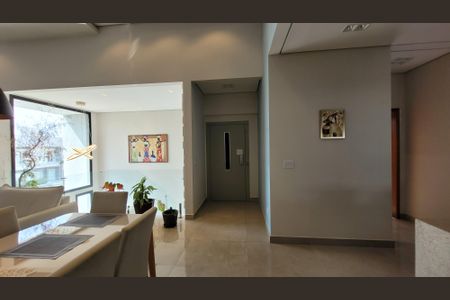 Casa de condomínio para alugar com 224m², 2 quartos e 4 vagasSala