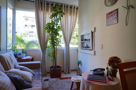 Apartamento à venda com 68m², 2 quartos e 1 vaga Apartamento à venda com 68m², 2 quartos e 1 vagaSala