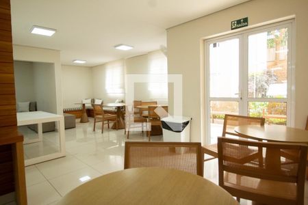 Apartamento à venda com 52m², 2 quartos e sem vagaÁrea comum - Salão de festas