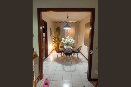 Casa para alugar com 120m², 2 quartos e sem vaga Casa para alugar com 120m², 2 quartos e sem vagaSala