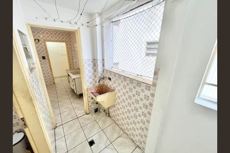 Apartamento à venda com 121m², 3 quartos e 1 vagaÁrea de Serviço