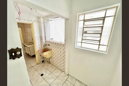 Apartamento à venda com 121m², 3 quartos e 1 vagaÁrea de Serviço