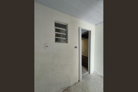 Casa à venda com 150m², 2 quartos e sem vaga Casa à venda com 150m², 2 quartos e sem vagaQuarto