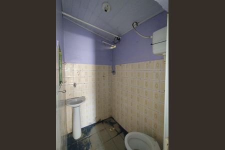 Casa à venda com 150m², 2 quartos e sem vagaBanheiro - torneira