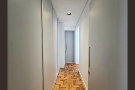 Apartamento para alugar com 145m², 3 quartos e 1 vaga Apartamento para alugar com 145m², 3 quartos e 1 vagaSuíte