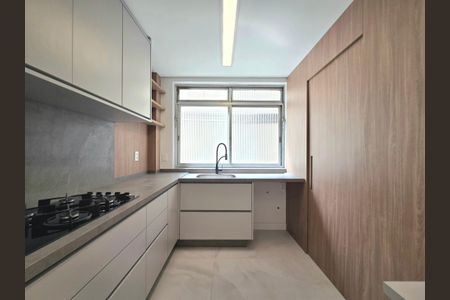 Apartamento para alugar com 145m², 3 quartos e 1 vaga Apartamento para alugar com 145m², 3 quartos e 1 vagaCozinha