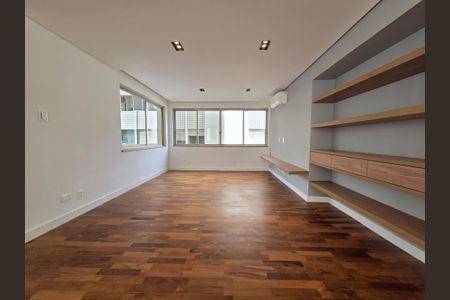Apartamento para alugar com 145m², 3 quartos e 1 vaga Apartamento para alugar com 145m², 3 quartos e 1 vagaSala