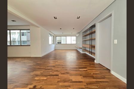 Apartamento para alugar com 145m², 3 quartos e 1 vaga Apartamento para alugar com 145m², 3 quartos e 1 vagaSala