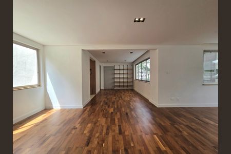 Apartamento para alugar com 145m², 3 quartos e 1 vaga Apartamento para alugar com 145m², 3 quartos e 1 vagaSala