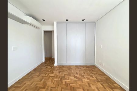 Apartamento para alugar com 145m², 3 quartos e 1 vaga Apartamento para alugar com 145m², 3 quartos e 1 vagaSuíte