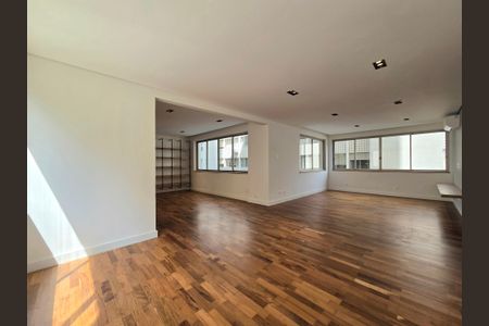 Apartamento para alugar com 145m², 3 quartos e 1 vaga Apartamento para alugar com 145m², 3 quartos e 1 vagaSala