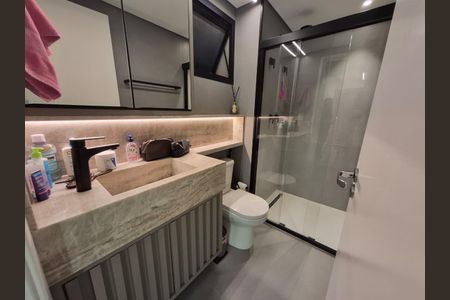 Banheiro 2 de apartamento para alugar com 3 quartos, 98m² em Taquaral, Campinas