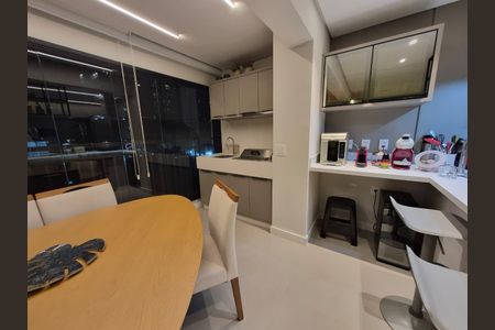 Cozinha de apartamento para alugar com 3 quartos, 98m² em Taquaral, Campinas