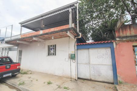 Casa para alugar com 155m², 3 quartos e 3 vagas Casa para alugar com 155m², 3 quartos e 3 vagasFachada