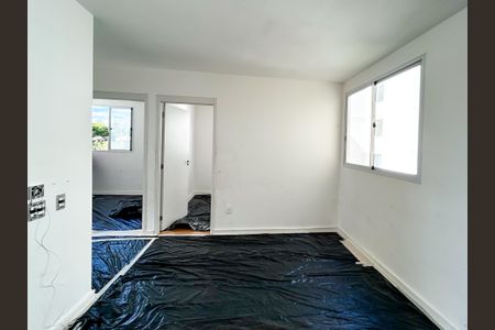 Apartamento à venda com 2 quartos, 42m² em Tijuca, Contagem