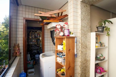 Apartamento à venda com 100m², 3 quartos e sem vagaÁrea de Serviço + Despensa
