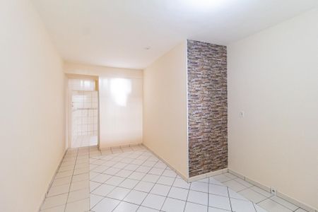 Casa para alugar com 2 quartos, 90m² em Vila Yolanda, Osasco