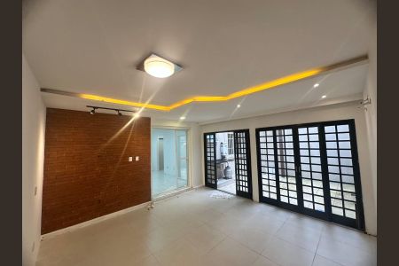 Apartamento para alugar com 65m², 1 quarto e sem vagaÁrea Comum 