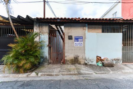 Casa para alugar com 45m², 1 quarto e sem vagaFachada + plaquinha