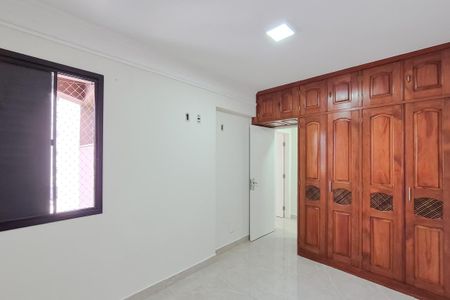 Apartamento à venda com 87m², 3 quartos e 2 vagasQuarto 2