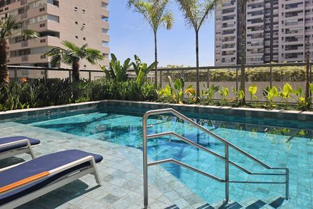 Studio à venda com 26m², 1 quarto e sem vaga Studio à venda com 26m², 1 quarto e sem vagaÁrea comum - Piscina