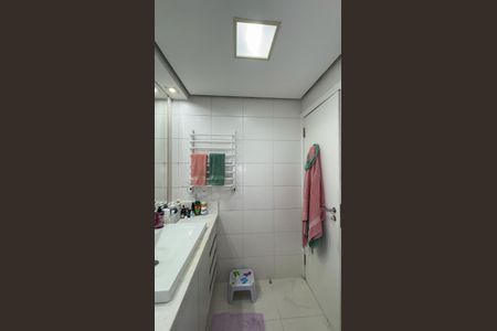 Apartamento à venda com 107m², 3 quartos e 1 vagaBanheiro da Suíte