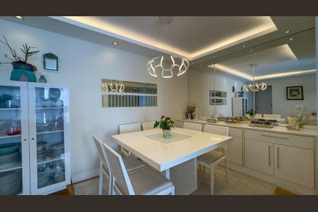 Apartamento à venda com 107m², 3 quartos e 1 vagaSala