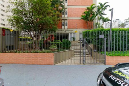 Apartamento à venda com 107m², 3 quartos e 1 vagaFachada