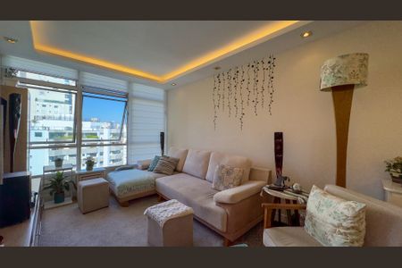 Apartamento à venda com 107m², 3 quartos e 1 vagaSala