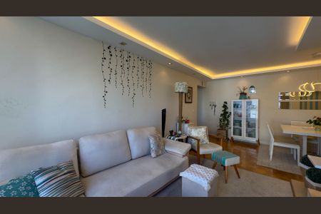 Apartamento à venda com 107m², 3 quartos e 1 vagaSala