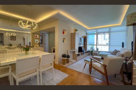 Apartamento à venda com 107m², 3 quartos e 1 vagaSala