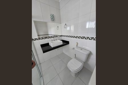 Casa para alugar com 312m², 5 quartos e 4 vagas Casa para alugar com 312m², 5 quartos e 4 vagasBanheiro