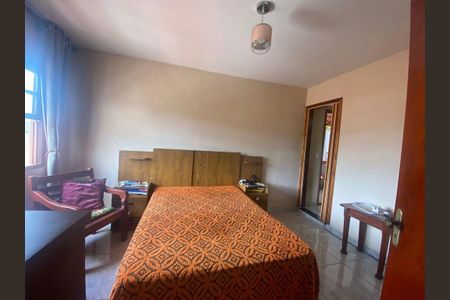 Casa à venda com 3 quartos, 120m² em Sapê, Niterói