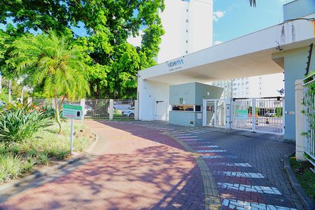 Apartamento à venda com 64m², 2 quartos e 1 vagaFachada e portaria