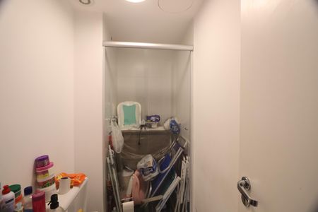 Apartamento à venda com 64m², 2 quartos e 1 vagaBanheiro