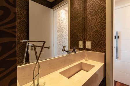 Apartamento para alugar com 130m², 3 quartos e 2 vagasLavabo