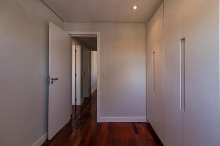 Apartamento para alugar com 130m², 3 quartos e 2 vagasQuarto 2