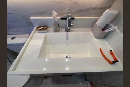 Apartamento à venda com 89m², 3 quartos e 1 vagaSuíte 1 - Banheiro