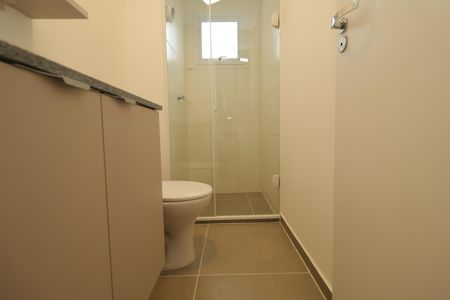 Banheiro de kitnet/studio para alugar com 1 quarto, 31m² em Vila Mariana, São Paulo