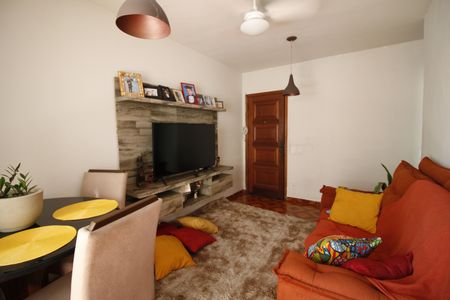 Apartamento à venda com 55m², 2 quartos e 1 vagaSala