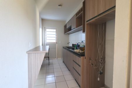 Apartamento para alugar com 77m², 2 quartos e 1 vagaCozinha