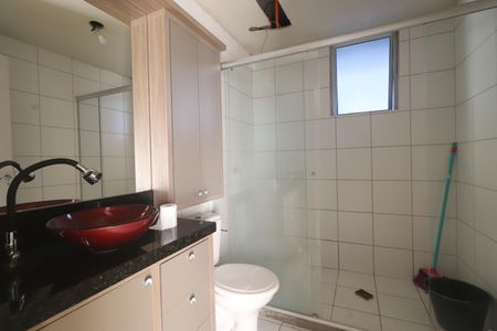 Banheiro de apartamento para alugar com 2 quartos, 77m² em Roselândia, Novo Hamburgo