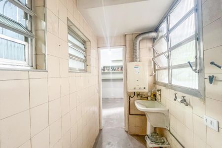 Apartamento para alugar com 130m², 2 quartos e 1 vagaÁrea de Serviço
