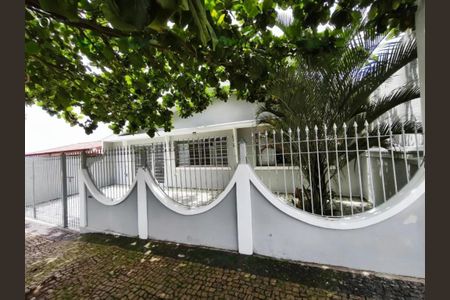 Casa à venda com 169m², 3 quartos e 2 vagasFoto 01
