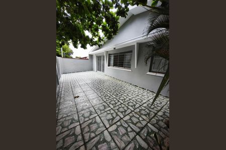 Casa à venda com 169m², 3 quartos e 2 vagasFoto 01