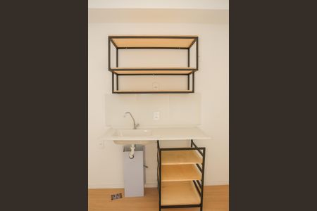 Sala e Cozinha de apartamento para alugar com 2 quartos, 29m² em Água Branca, São Paulo