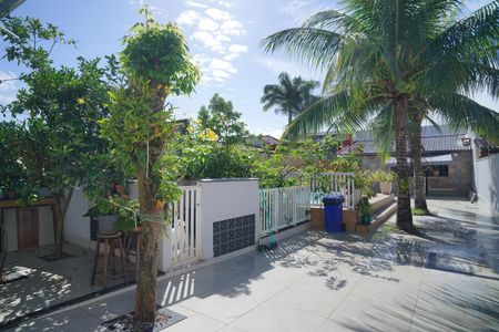 Casa para alugar com 300m², 3 quartos e 3 vagasÁrea externa