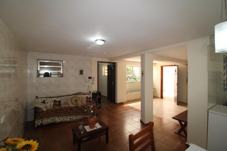 Apartamento à venda com 320m², 4 quartos e 1 vagaCasa 2 - Sala / Cozinha